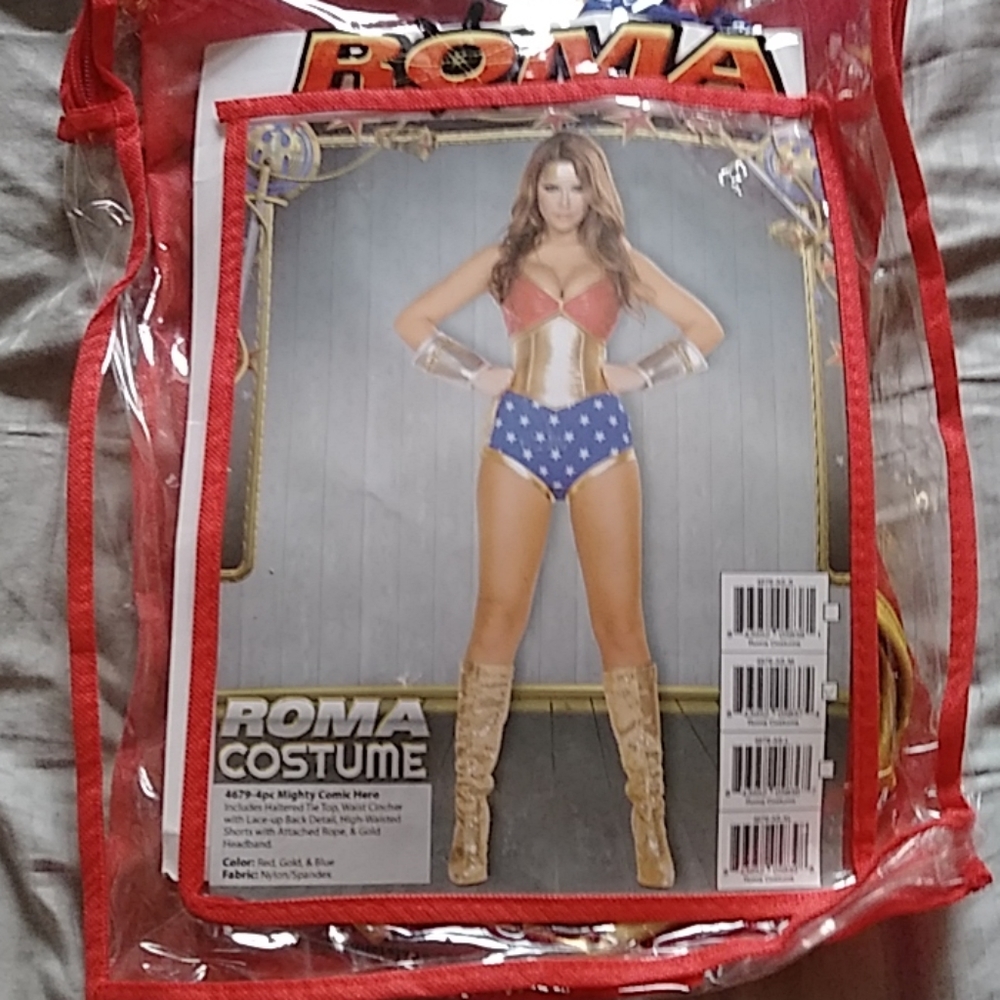 Wonder woman halloween costume